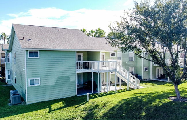 Lovely 3 bed Condo Near Disney Quiet Community - Photo 42