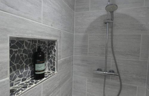 Isle 2-bed Retreat- Sleeps 4, Garden & Games Room - Foto 47