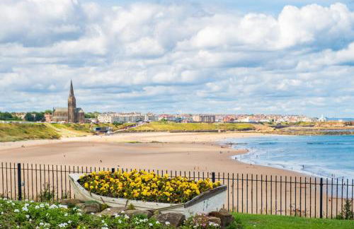 Cozy Coastal Getaway - Foto 21