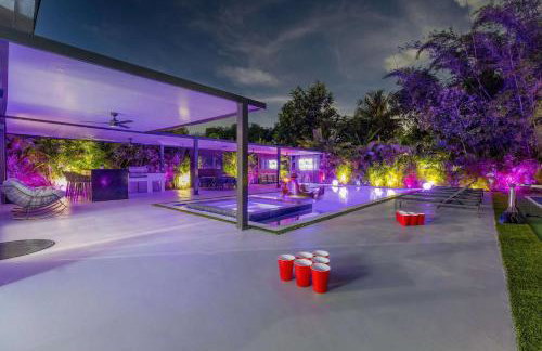 Luxury Villa Solara w Heated Pool Hot Tub BBQ - Foto 1