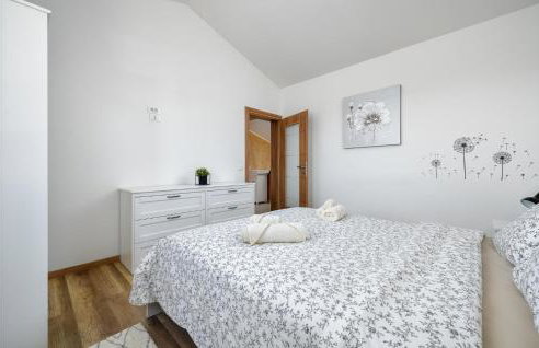 4 Bedroom Gorgeous Home In Nova Vas - Foto 32