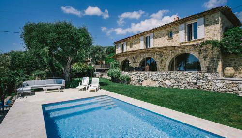villa provençale en pierre avec vue sur la mer, piscine et jacuzzi - Foto 3