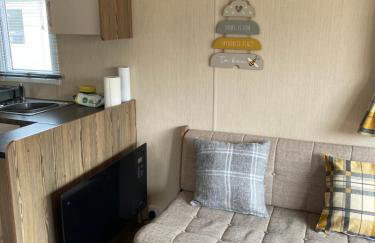 Haggerston Castle 6 Berth Caravan - Lakeside North 23 - Foto 6