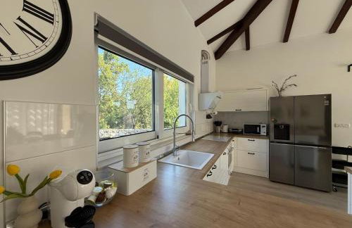 Villa Stella - heated pool, jacuzzi & sauna - Foto 9