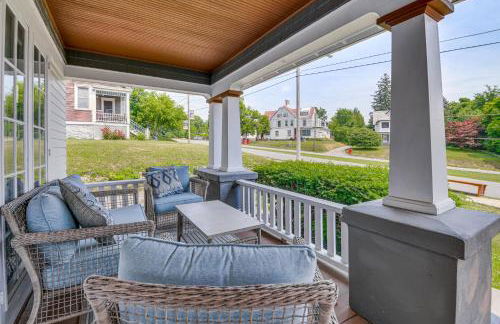 Charming Ticonderoga Home - Walk to Downtown! - Foto 24