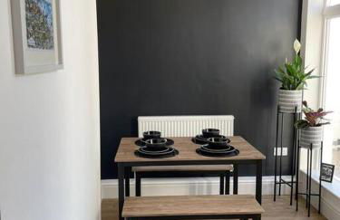 Modern 2 bedroom beach house - Photo 13