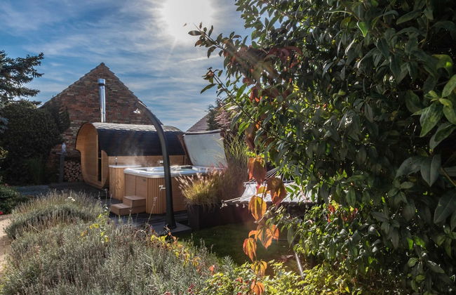 Komarov Pkk031 in Kladruby nad Labem - Foto 43