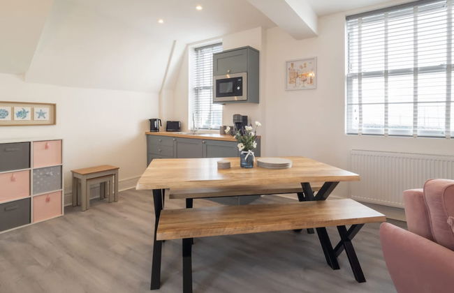 Host Stay The Crow s Nest - Photo 6