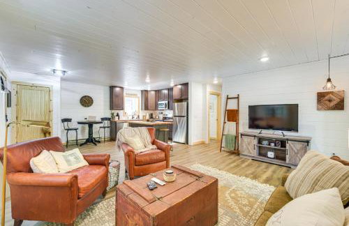 Lake Days, Links and Trails! Danbury Cottage - Foto 1