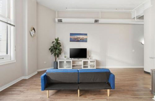 Luxury Downtown Cityview Suite Skywalk Access and Free Garage Parking - Foto 36