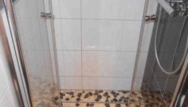 Ruhrzimmer - Foto 3, Shower