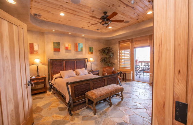 Cougar Ridge Resort, LLC - Photo 21