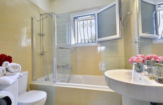 Sunflower apartment by Corfuescapes - Photo 7