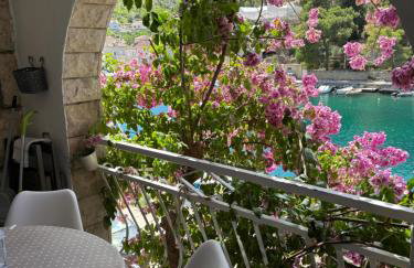 Amare Apartments - Photo 4