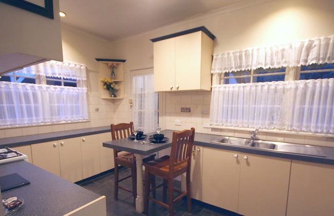 Tudor Cottages Mt Dandenong - Foto 10