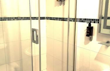 New Farm Cottage, hot tub, 3 bed, sleeps 6, private garden, entire home - Photo 21