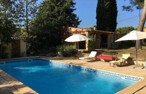 FLC - Large Charming House - Swimming Pool - Foto 39