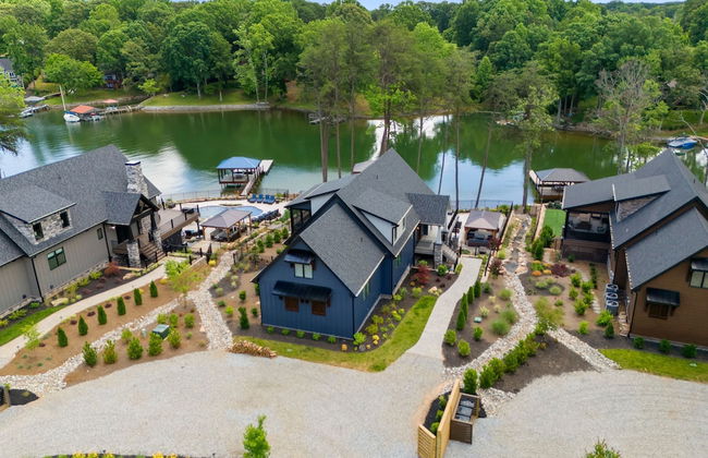 Blue Heron by Avantstay Lakefront Dock Pool Theater Sleeps 22 - Foto 65