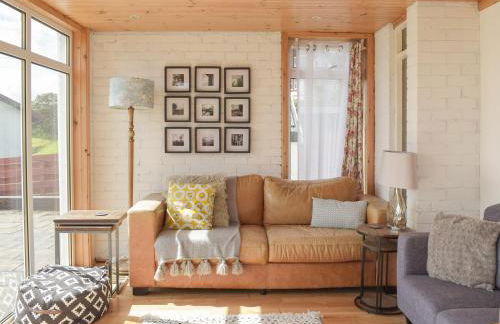 Southcroft Lodge - Photo 4