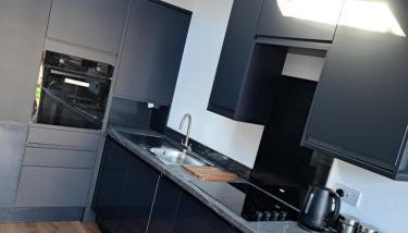 Cavehill Cottage - Photo 2