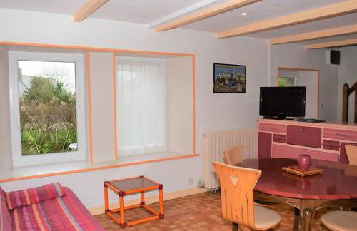 Maison bretonne avec cour fleurie, WIFI et vélos à 1,4 km des plages à Trébeurden - FR-1-368-71 - Foto 3