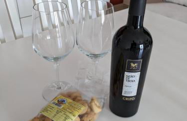 La Casa dei Due Mari - large apartment with parking - Foto 7