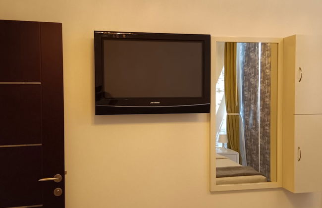 Remarkable 2-bed Apartment in Dubai - Photo 18