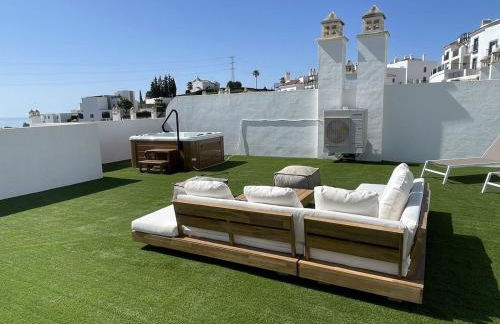 Luxury Penthouse Casa de Paraiso, sea view, pools, golf - Photo 23