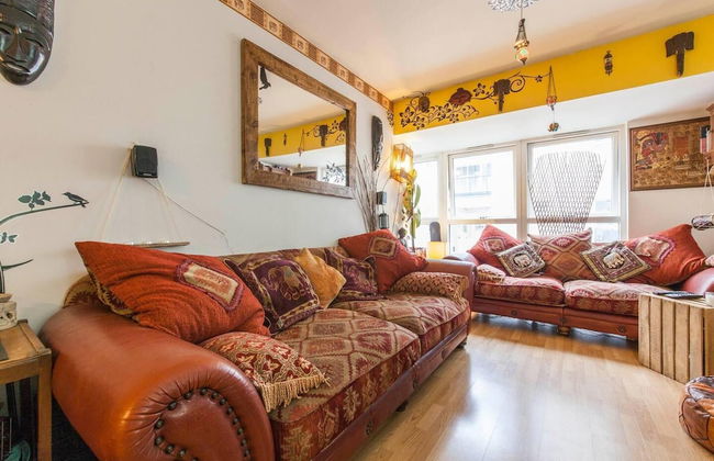 Amazing Riverside Boheme Home in SW London! - Foto 9