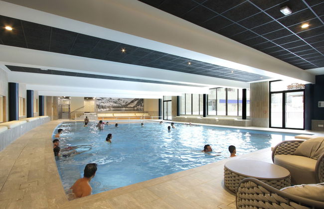 3 bedroom Apartment in Huez with swimming pool and sauna - Photo 28