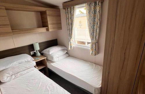 Rockley Park Poole caravan-3Bed-On site Activities - Photo 16