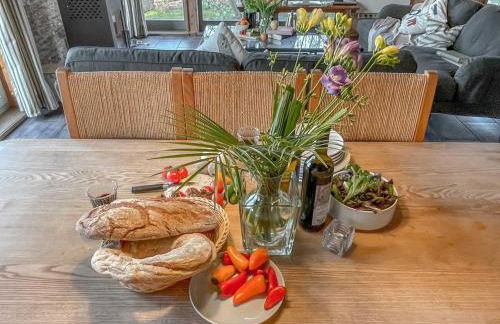traumHaff Küstenchalets - einzigartige Chalets an der Ostsee. Ganz aus Lärchenholz mit Kamin und Sauna - Foto 2