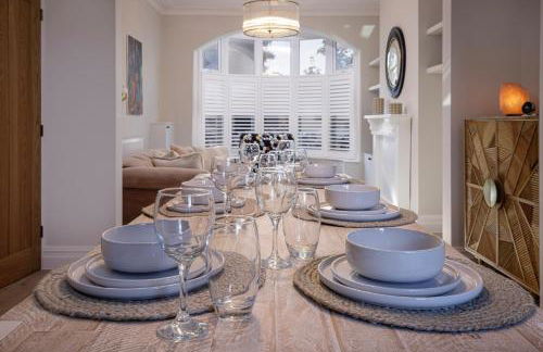 Blackpool Beauty! - Full House - Sleeps 9 - Photo 4