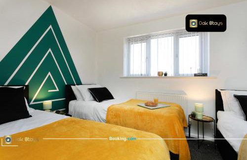 Quick Deals l 5 Bedroom l Sleeps 10 l Parking l Ideal for Groups l Oak Stays Short Lets & Serviced Accommodations - Foto 50