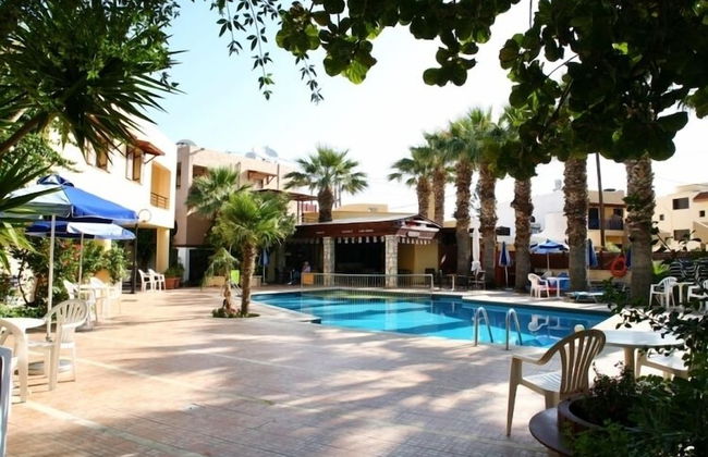 Latania Studios And Apartments - Photo 39