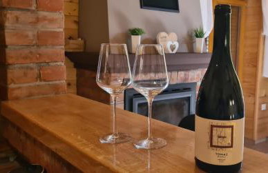 Mountain Villa Carin - Jacuzzi - Panoramic View - 4 Bedrooms - Free Private Parking - Near Zagreb - Photo 10