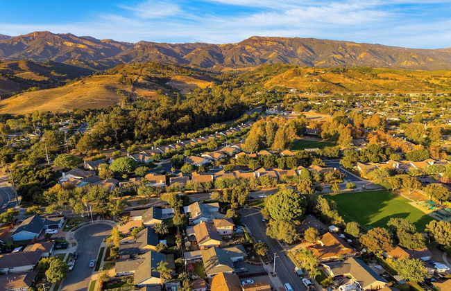 Goleta Getaway by Avantstay Private Backyard, 1.5mi to the Beach! - Foto 43