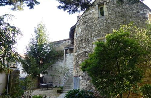 La tour du logis, gîte 4 * à 15 min du Futuroscope - Foto 17