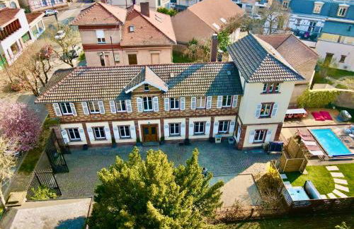 Villa Avril & spa 15 pers- location Villa de Prestige 2 Piscines intérieur et extérieur et sauna - Foto 1