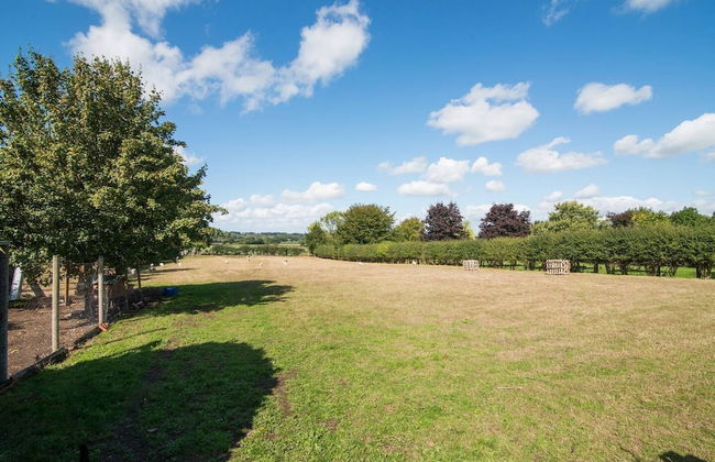 Super Spacious Barn Conversion With Free Wifi, Netflix Fireplace - Photo 51
