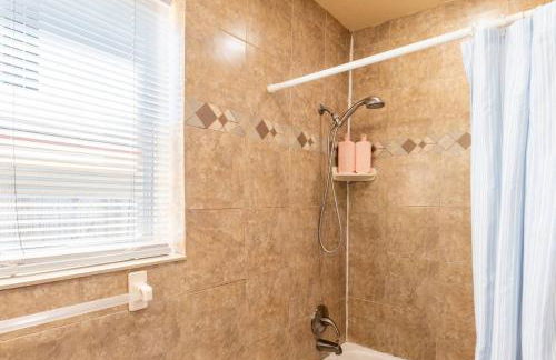 3BR Near Peanut Island | Events, Grill & Games - Foto 51