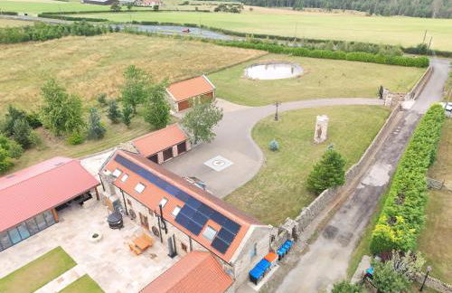 The Estate, Luxury Spacious Family Stay with 3 Hot Tubs, Scenic Views Sleeps 16 near Durham & Bishop Auckland - Foto 70