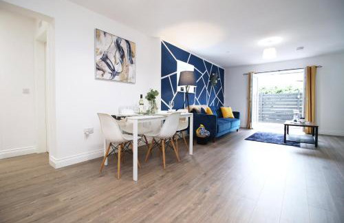 Casa di pietra - Cardiff City centre apartment with patio, Free private parking - Foto 27