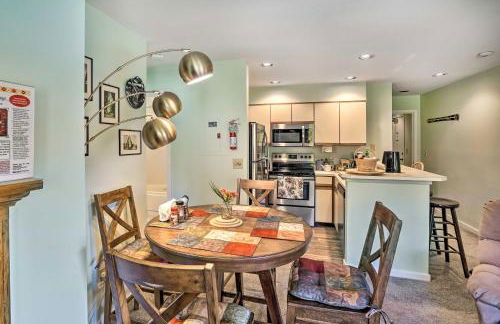 Comfortable Dover Apartment Walk to Mt Snow! - Foto 8