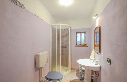 Nice Home In Borgo A Mozzano With Wifi - Foto 24