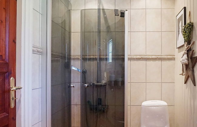 7 Person Holiday Home in Fjallbacka - Photo 10