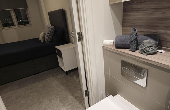 Luxurious 2-bed Haven in the Heart of Barking - Foto 22