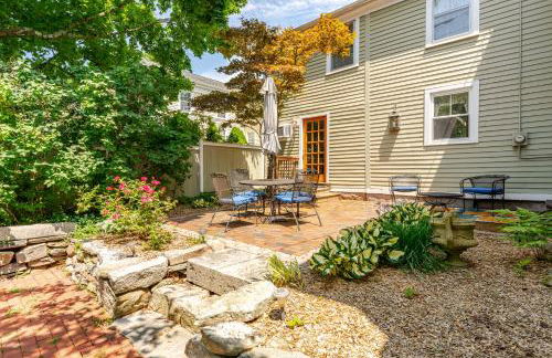 Coastal Victorian Home Walk to Downtown - Foto 39