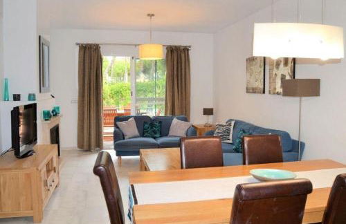 Casa en El Portil - 3-Bedroom Holiday Home including Paddle Tennis and Pool Near Golf Course - Foto 17