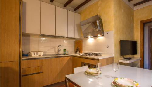 Cozy Apartment In Montespertoli - Foto 4